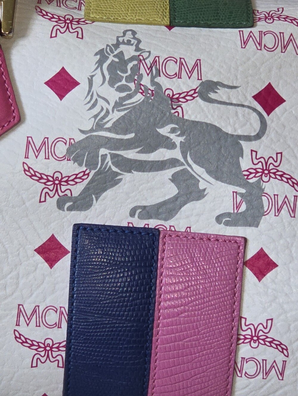 MCM Princess Lion White Satchel with Pink Handles & Trim W/ Gold Hardware - Picture 17 of 17